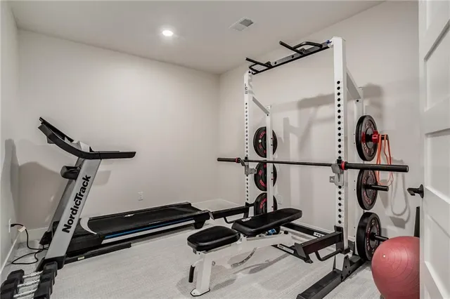 $1,395,000 | 6320 Northwest 164th Street, Smithville, MO 64089