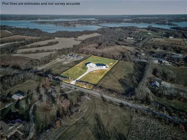 $1,395,000 | 6320 Northwest 164th Street, Smithville, MO 64089