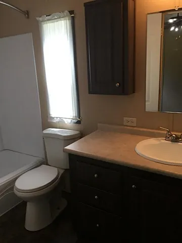 $725 | 15 Starlight Drive, Huntsville, TX 77320