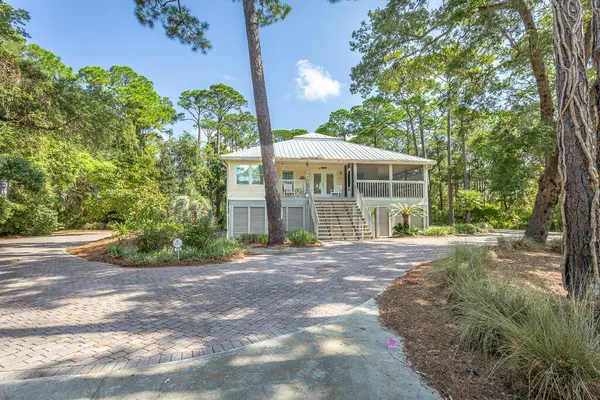 $699,000 | 150 South Bay Shore Drive, Eastpoint, FL 32328