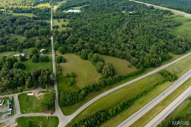 $895,000 | 14038 County Road 405, Dexter, MO 63841