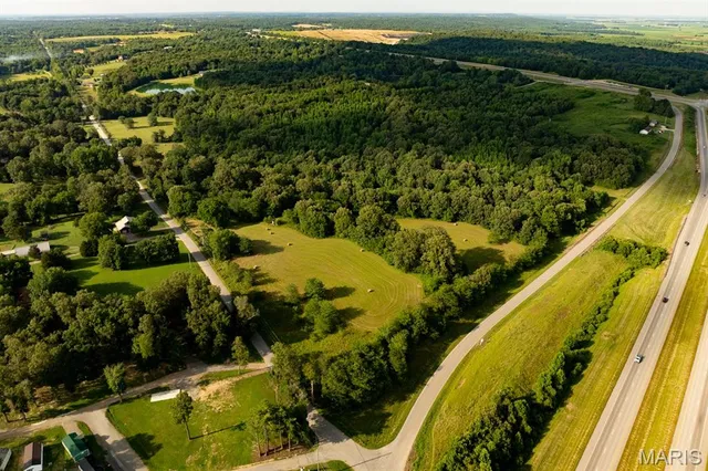 $895,000 | 14038 County Road 405, Dexter, MO 63841