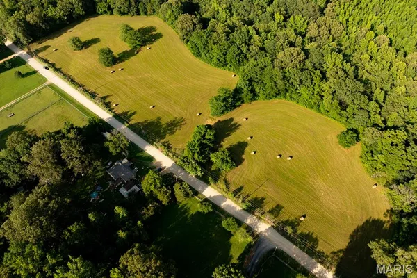 $895,000 | 14038 County Road 405, Dexter, MO 63841