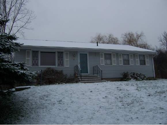 101 Oak Knoll Road Williston, VT 05495 - Photo 1 of 1