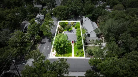 $995,000 | 1701 West 33rd Street, Austin, TX 78703