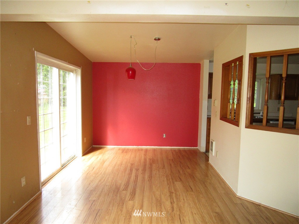 22415 Dubuque Road Snohomish, WA 98290 - Photo 5 of 24
