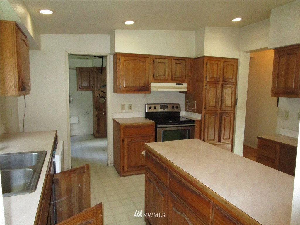 22415 Dubuque Road Snohomish, WA 98290 - Photo 6 of 24
