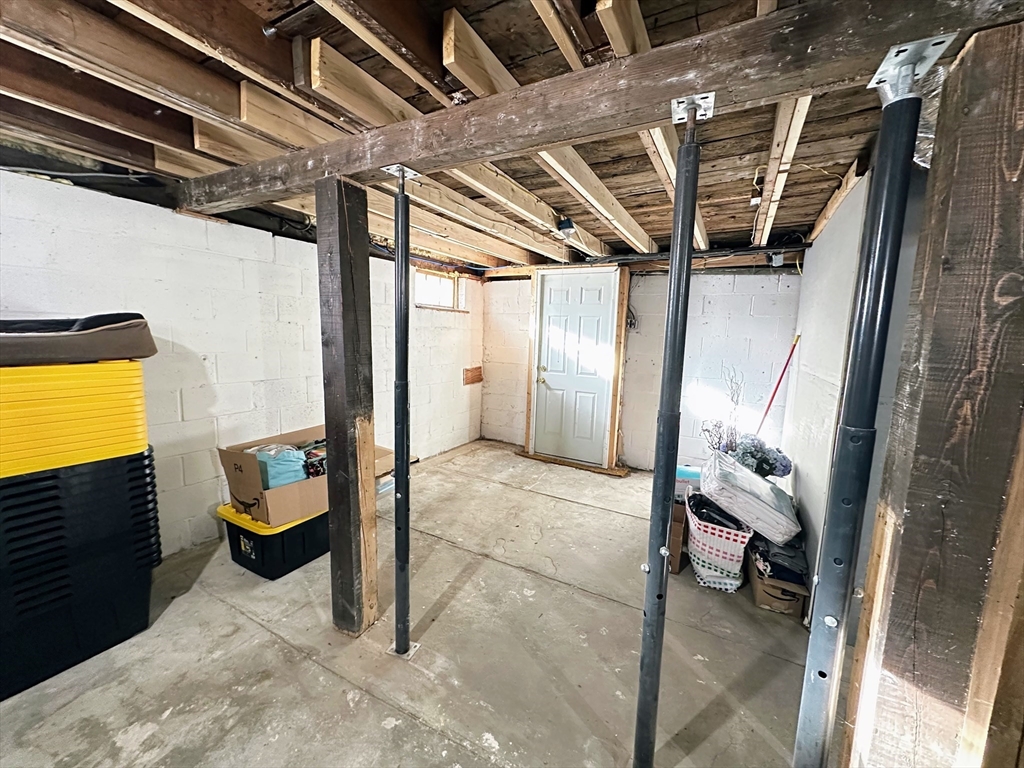 55 Manning Road Chelmsford, MA 01824 - Photo 27 of 32 Gallery Image 27