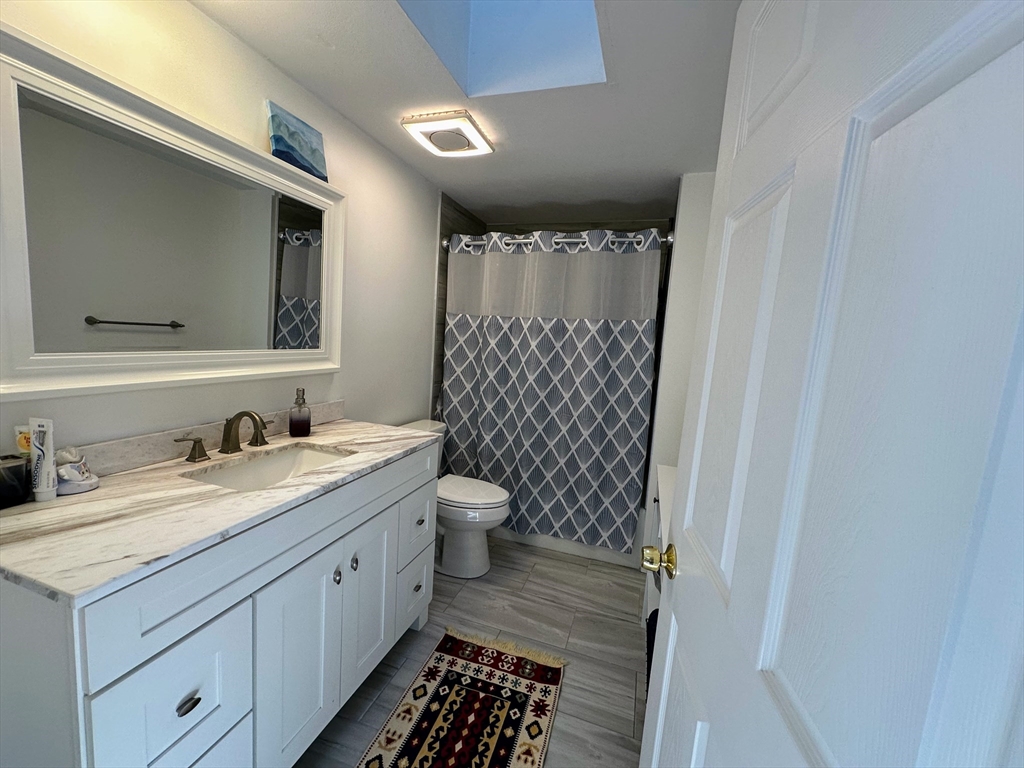 55 Manning Road Chelmsford, MA 01824 - Photo 6 of 32 Gallery Image 6
