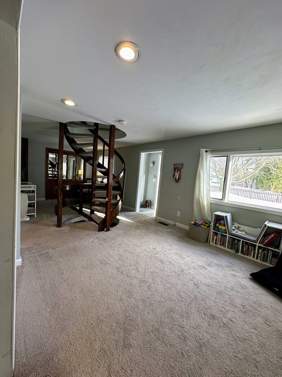55 Manning Road Chelmsford, MA 01824 - Photo 10 of 32 Gallery Image 10