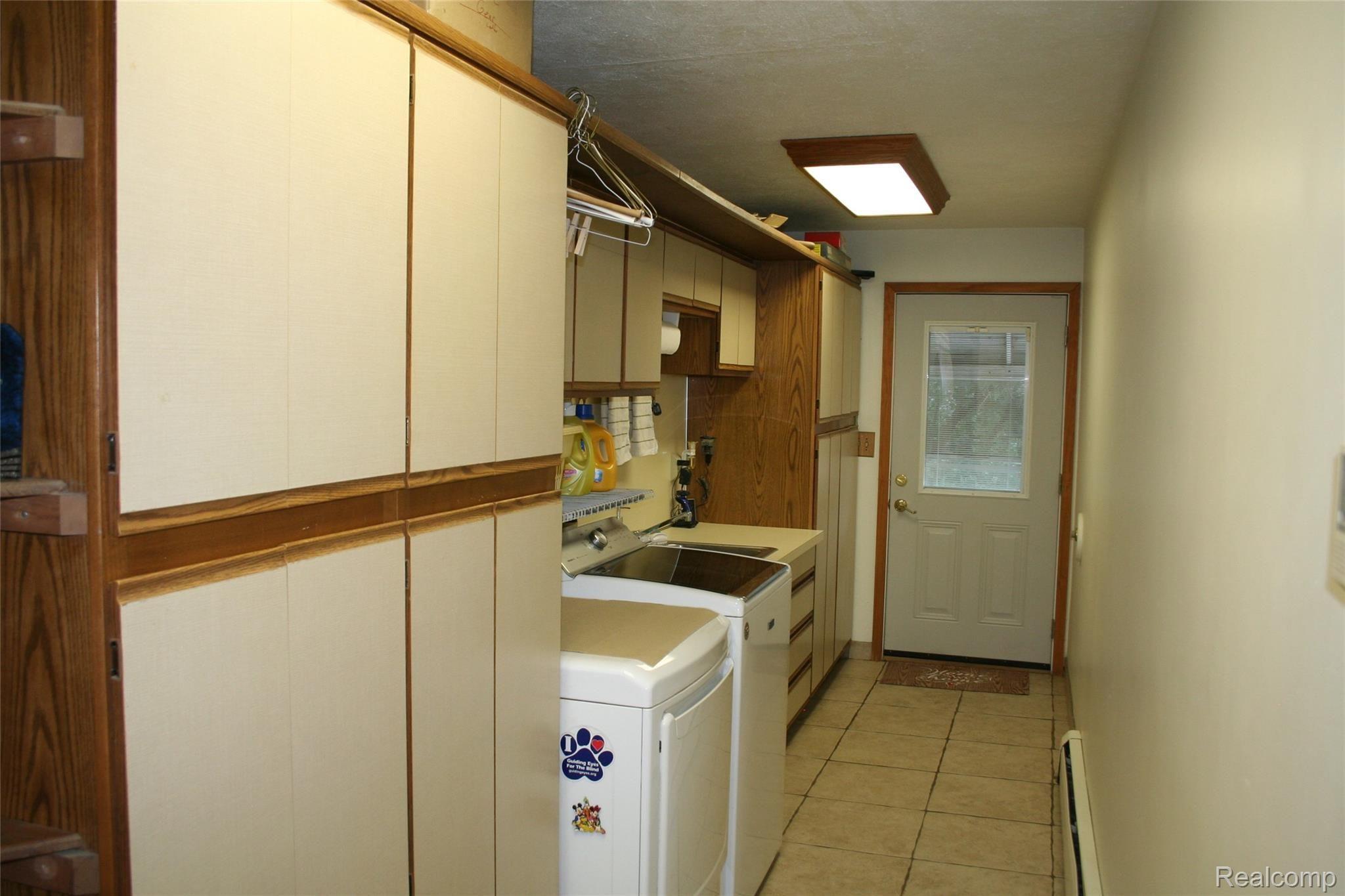 1950 Buhl Road Newport, MI 48166 - Photo 33 of 58 IMG_3356.JPG