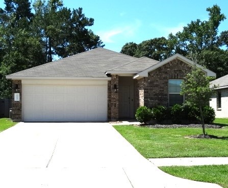 14215 West Rim Lane Conroe, TX 77384 - Photo 1 of 16 Photos displayed may be of similar