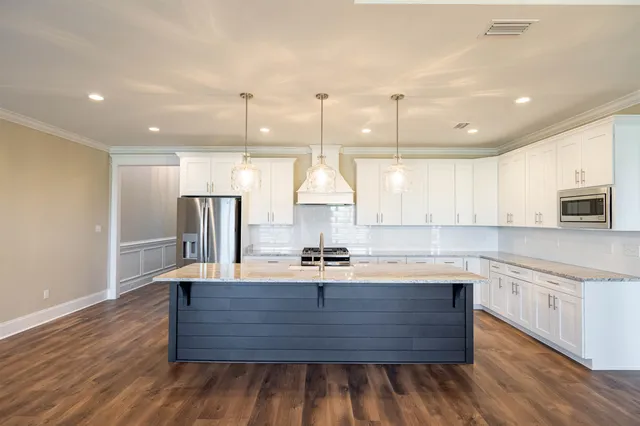 $2,850 | 165 Benoit Circle, Tallahassee, FL 32317