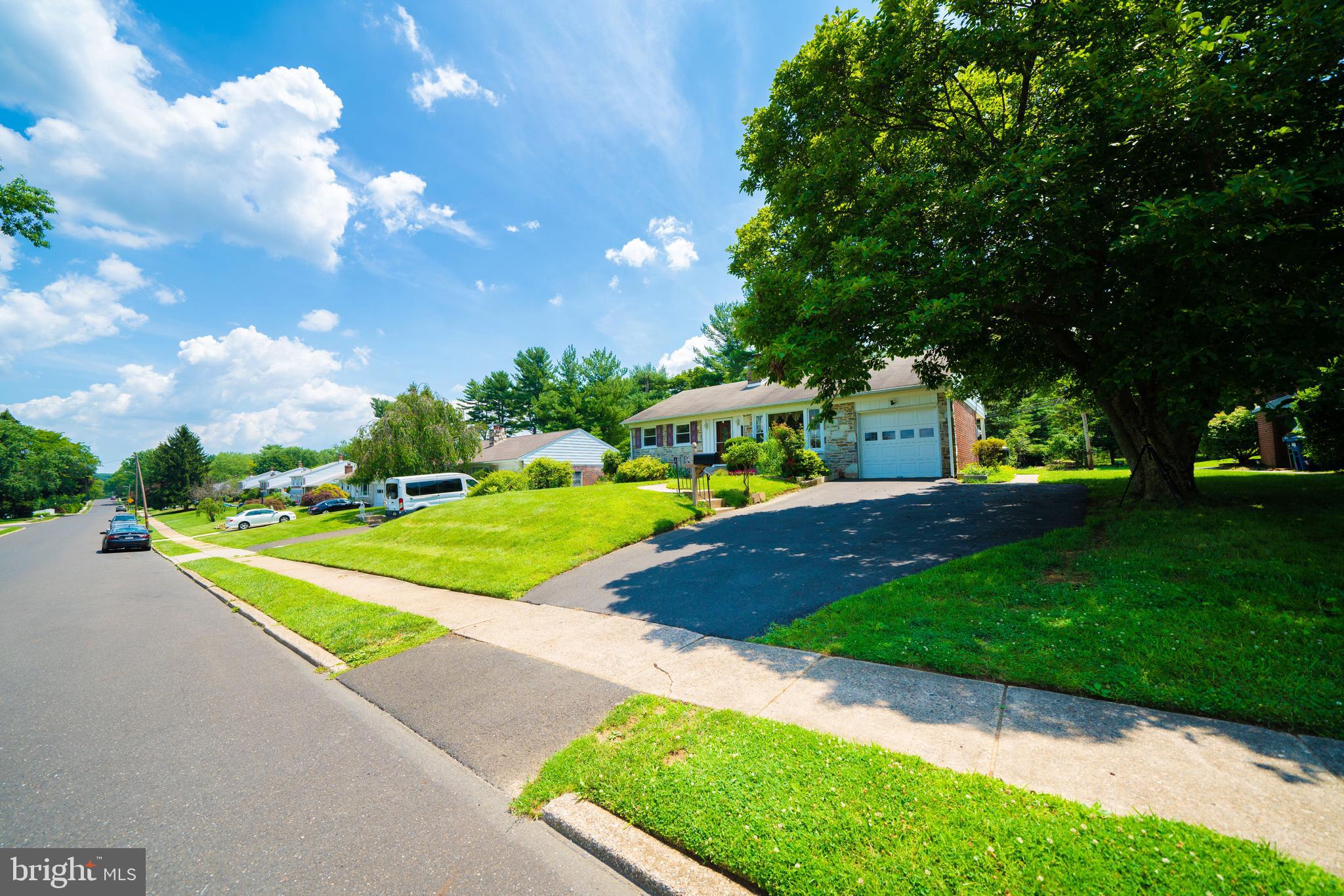 1427 Shoemaker Road Abington, PA 19001 - Photo 4 of 35