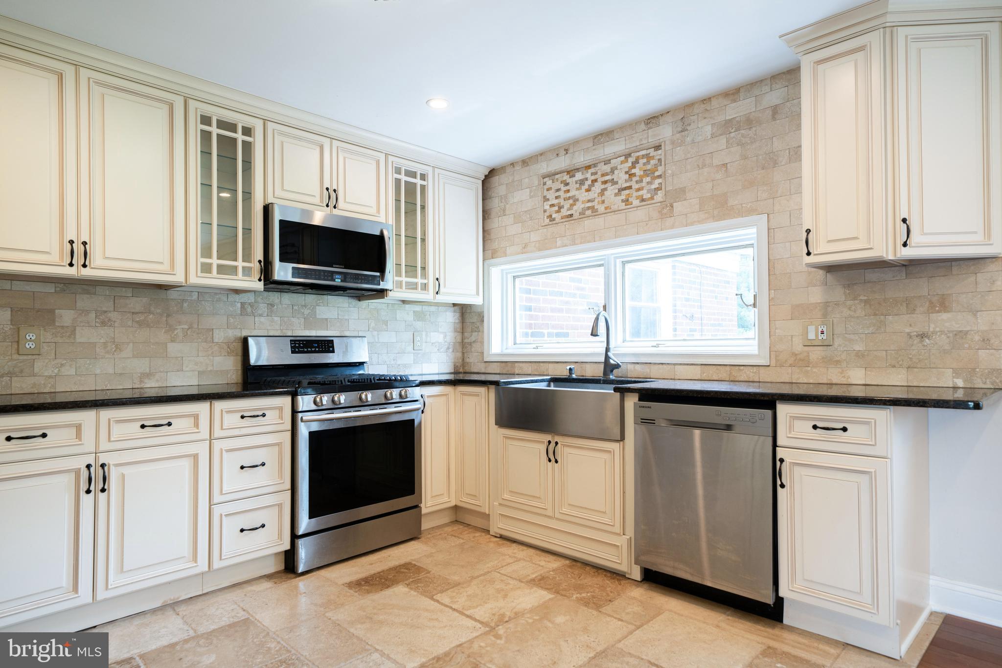 1427 Shoemaker Road Abington, PA 19001 - Photo 7 of 35