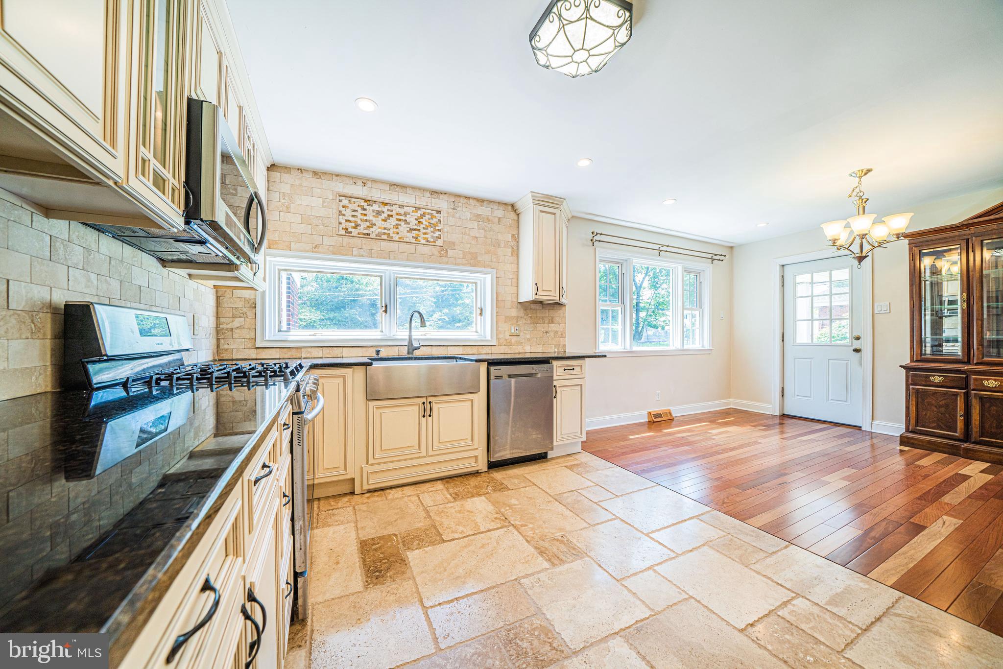 1427 Shoemaker Road Abington, PA 19001 - Photo 10 of 35
