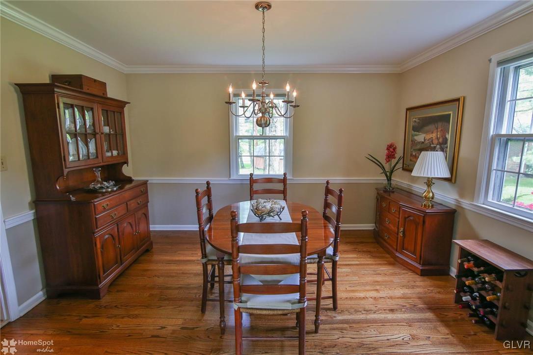 3305 Altonah Road Bethlehem, PA 18017 - Photo 7 of 26 Nice setting for dinner parties!