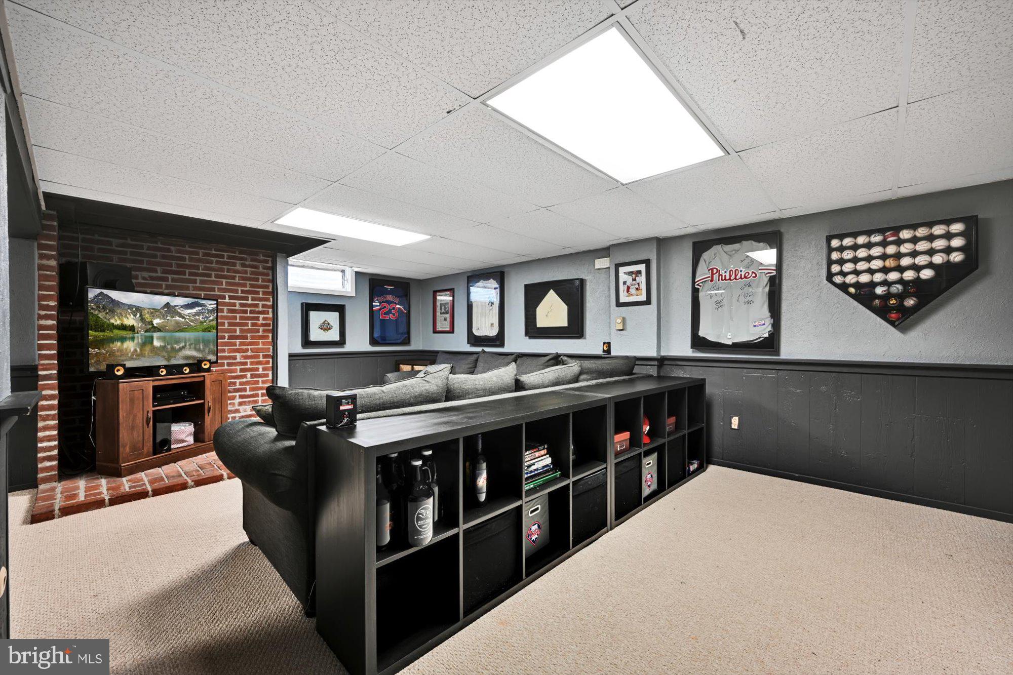477 Parkwynne Road Lancaster, PA 17601 - Photo 21 of 31 Family Room