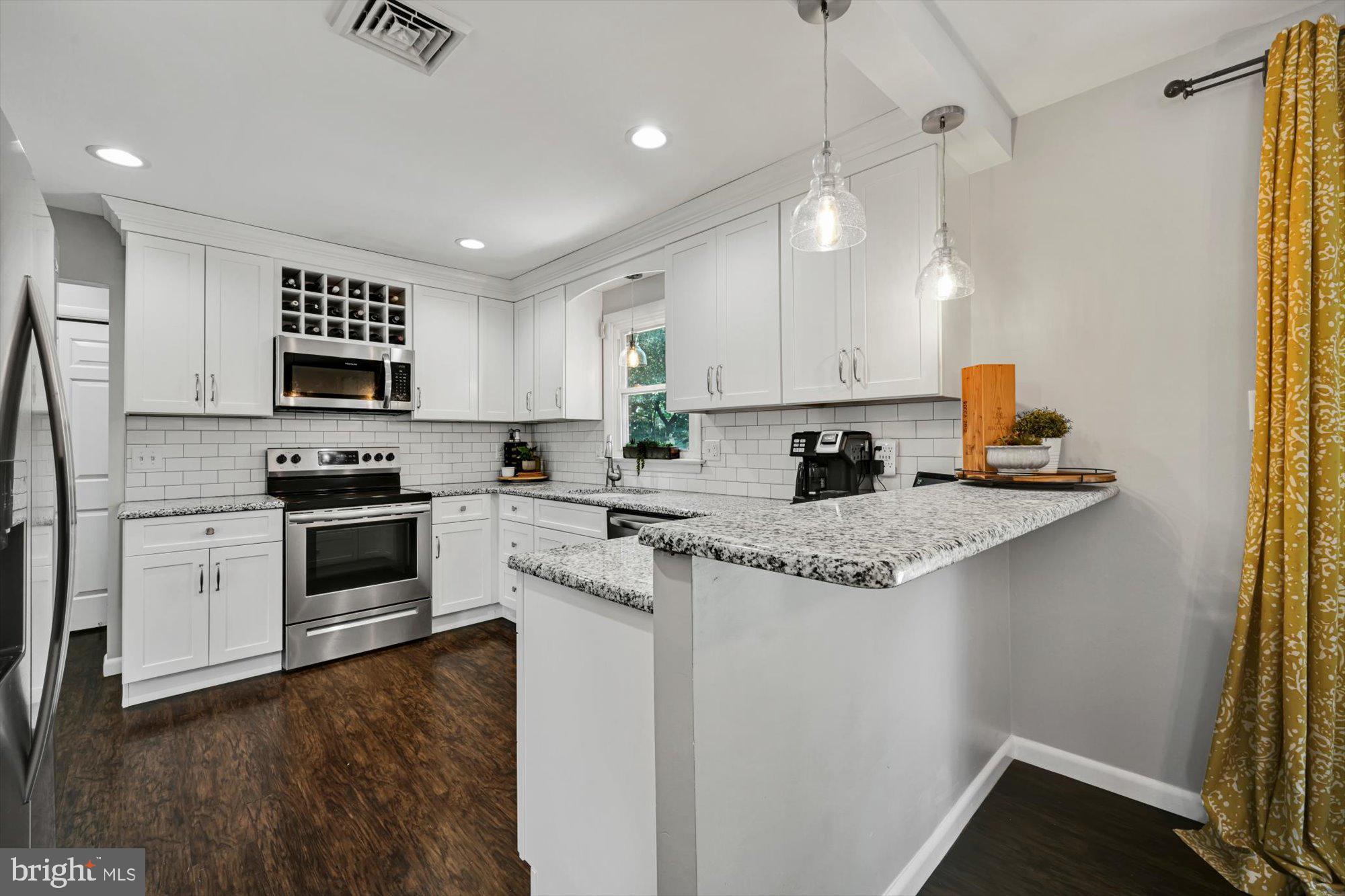 477 Parkwynne Road Lancaster, PA 17601 - Photo 8 of 31 Kitchen