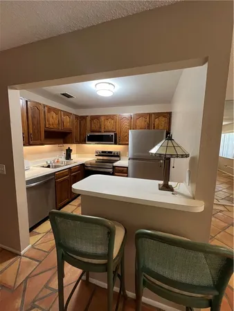 $1,200 | 40 Vista Gdns Trail, Unit 104, Vero Beach, FL 32962