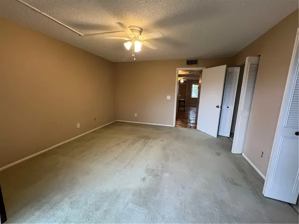 $1,200 | 40 Vista Gdns Trail, Unit 104, Vero Beach, FL 32962
