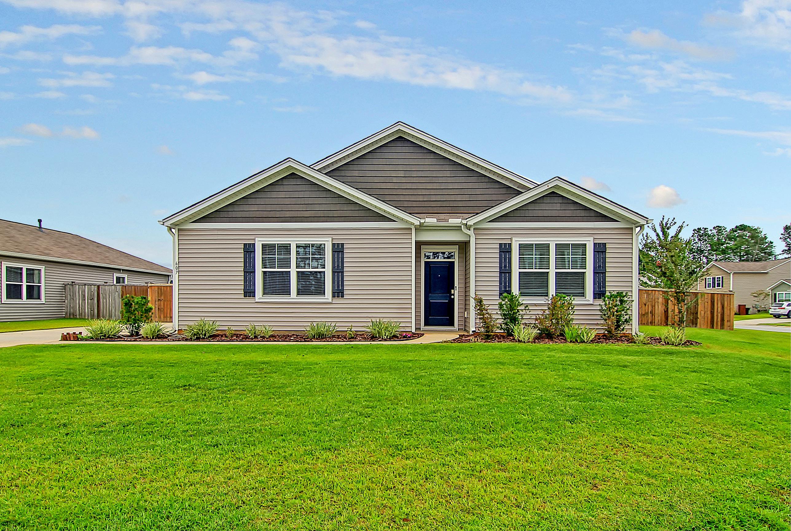 607 Wayton Circle Moncks Corner, SC 29461 - Photo 1 of 43 CREM_607 Wayton Circle_002