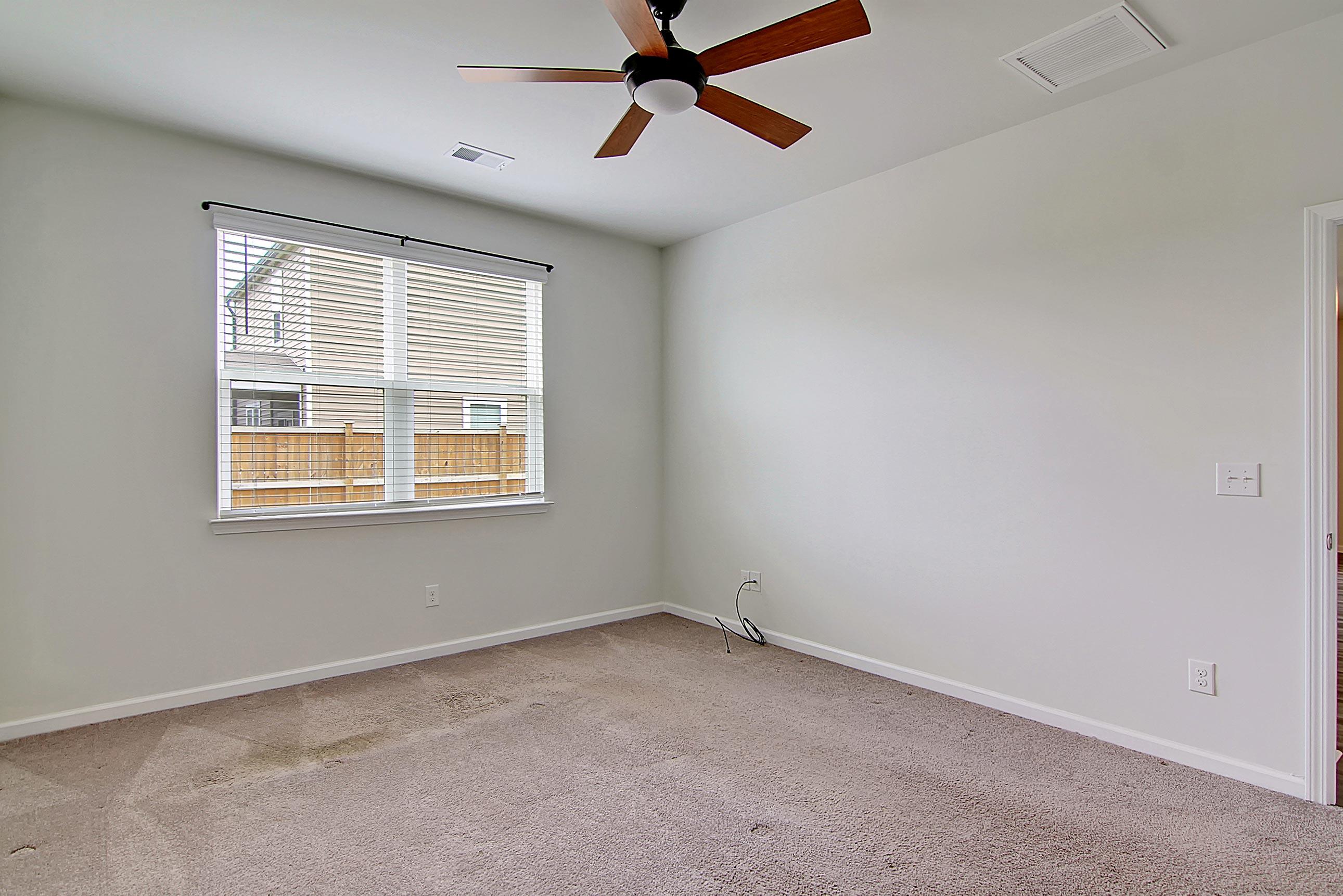 607 Wayton Circle Moncks Corner, SC 29461 - Photo 17 of 43 CREM_607 Wayton Circle_015