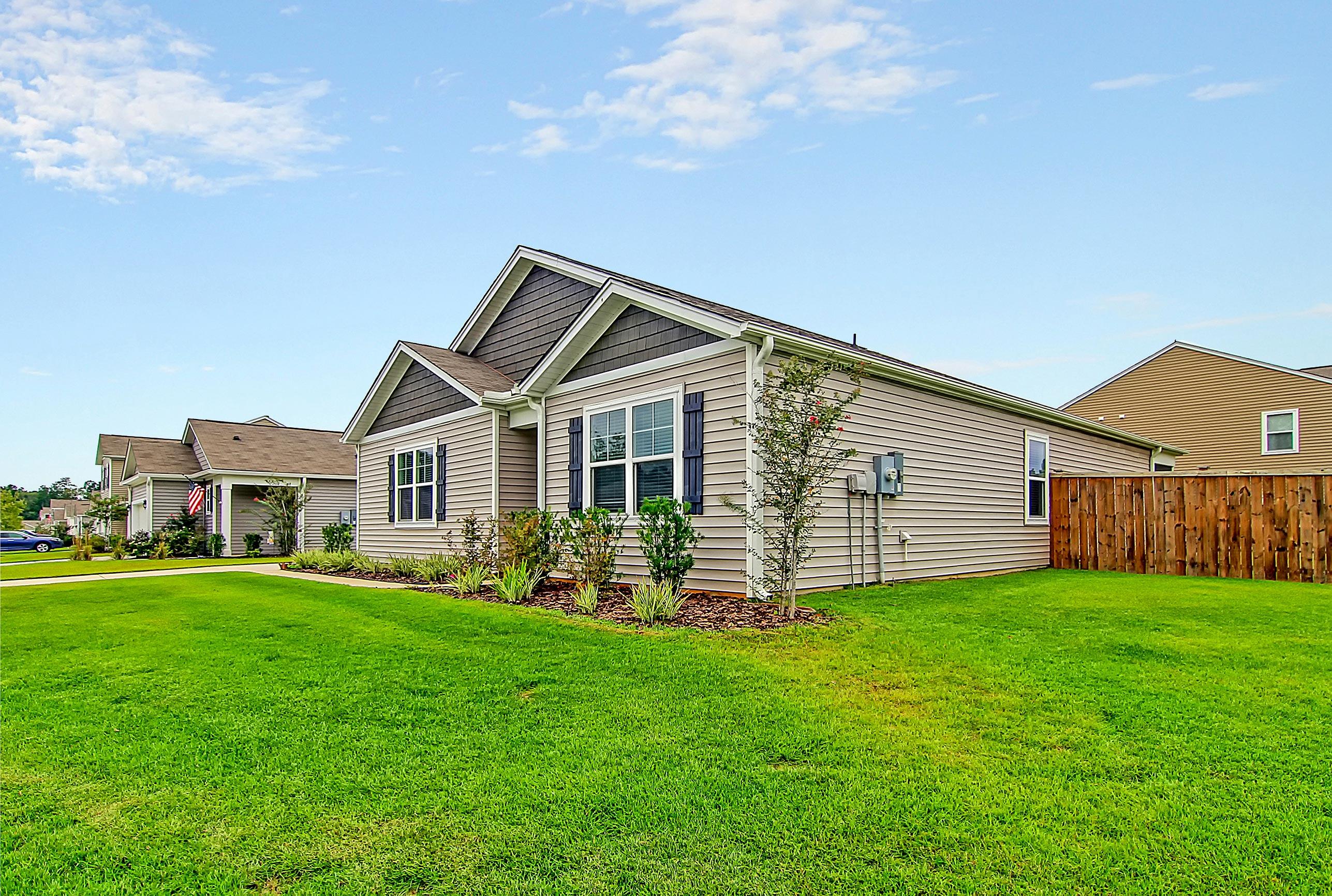 607 Wayton Circle Moncks Corner, SC 29461 - Photo 2 of 43 CREM_607 Wayton Circle_001