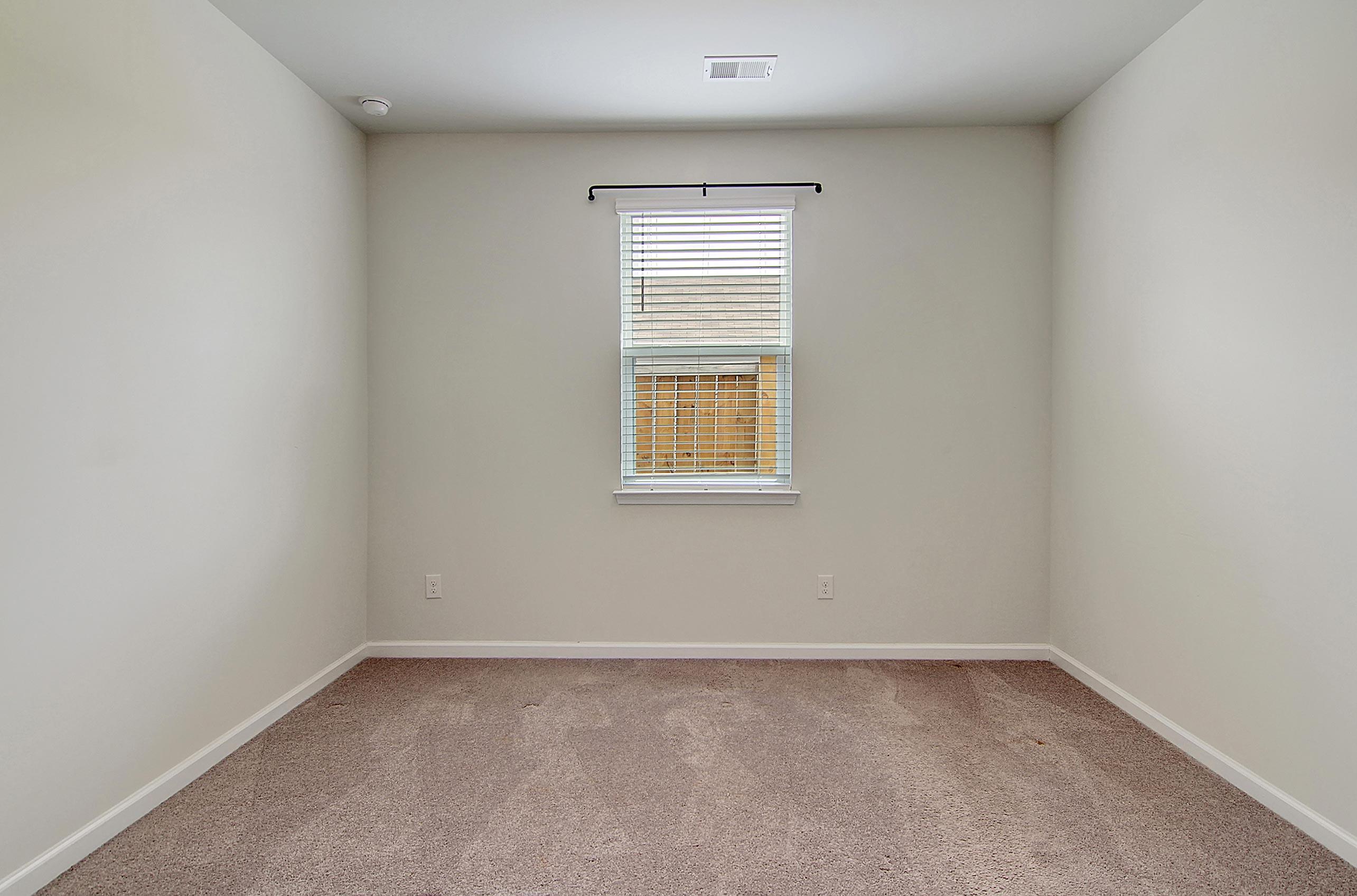 607 Wayton Circle Moncks Corner, SC 29461 - Photo 22 of 43 CREM_607 Wayton Circle_017