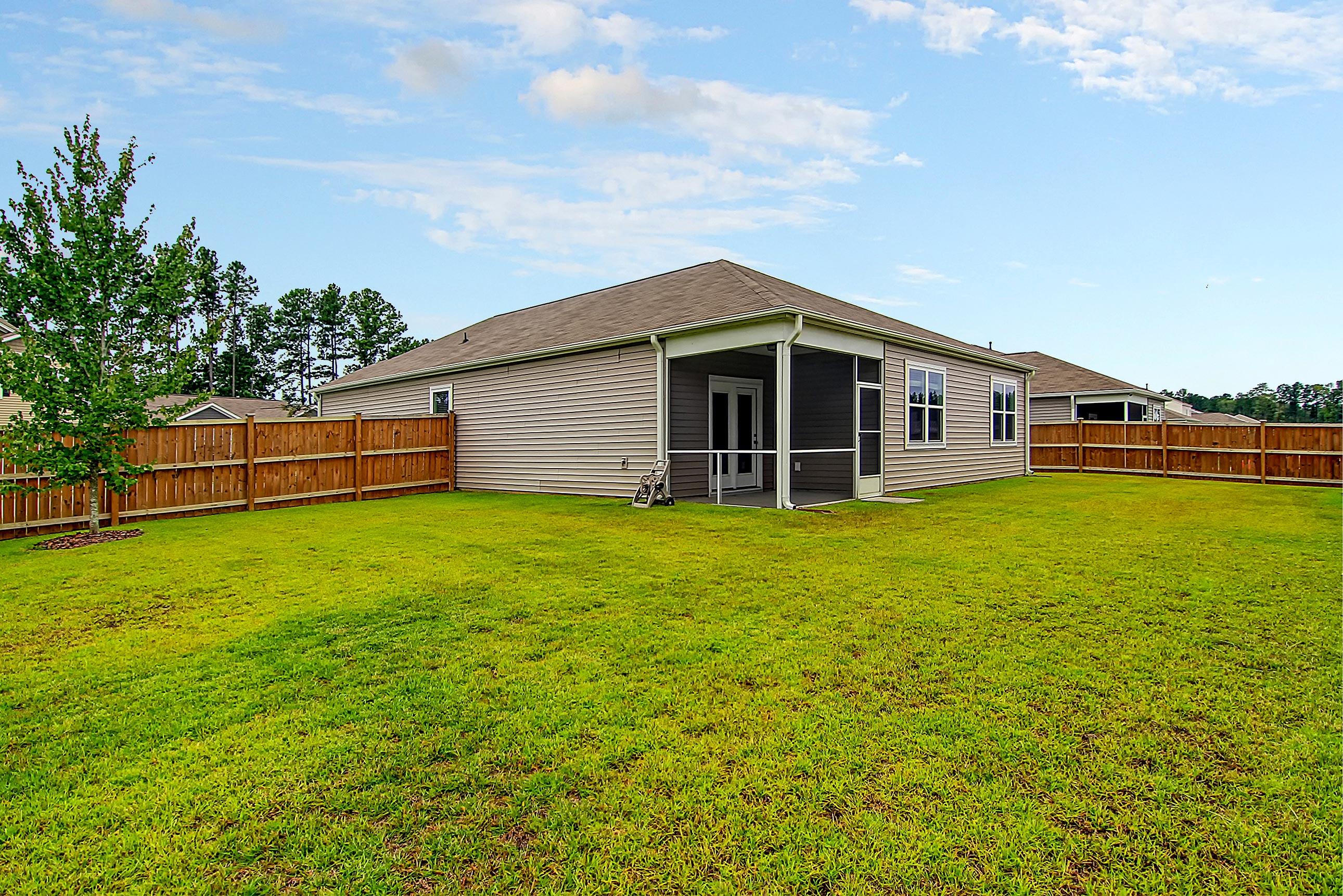 607 Wayton Circle Moncks Corner, SC 29461 - Photo 29 of 43 CREM_607 Wayton Circle_006