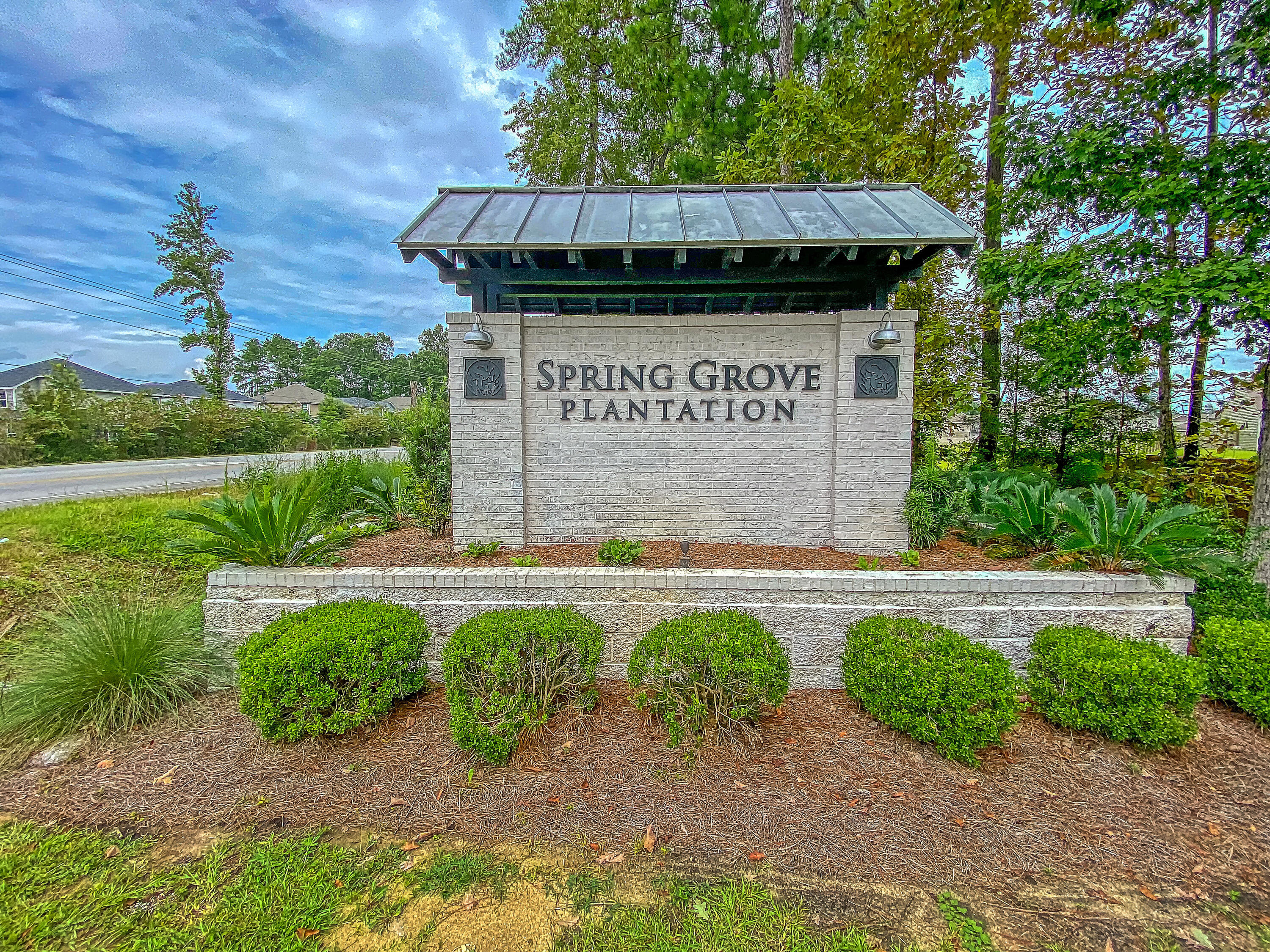 607 Wayton Circle Moncks Corner, SC 29461 - Photo 33 of 43 CREM_Spring Grove Entrance Sign_001