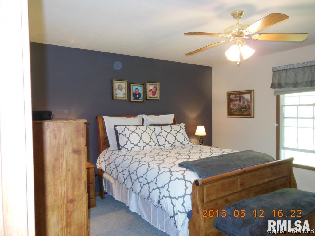 508 Loft Lane Athens, IL 62613 - Photo 6 of 7 Gallery Image 6