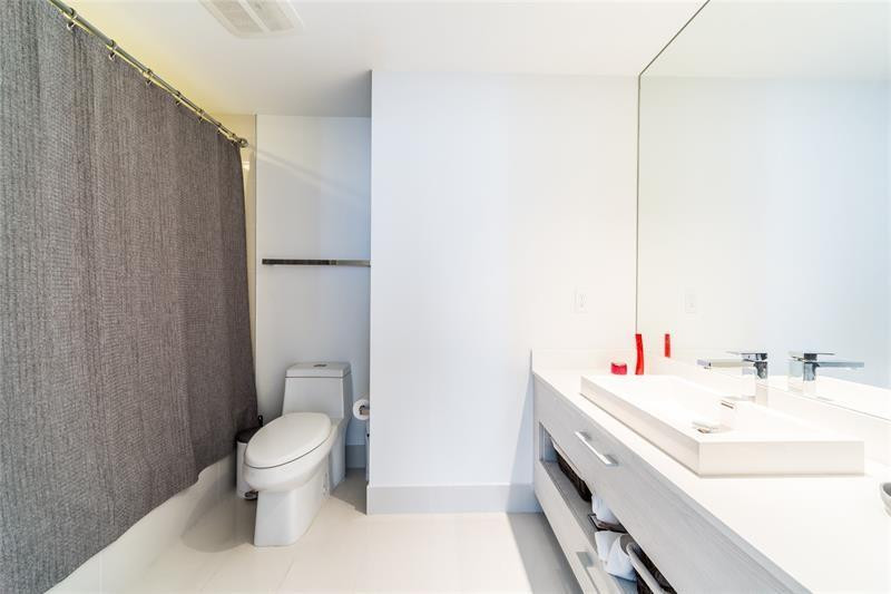 55 Southwest 9th Street, Unit 3509 Miami, FL 33130 - Photo 11 of 35 Photo 11