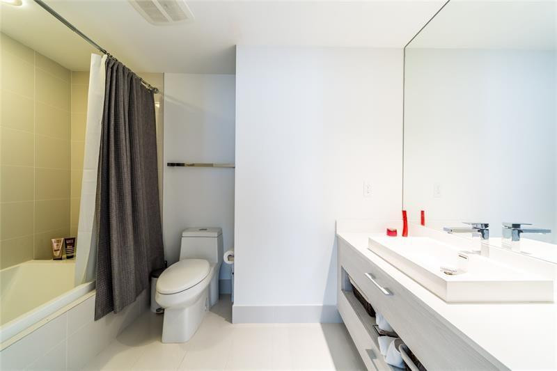 55 Southwest 9th Street, Unit 3509 Miami, FL 33130 - Photo 12 of 35 Photo 12