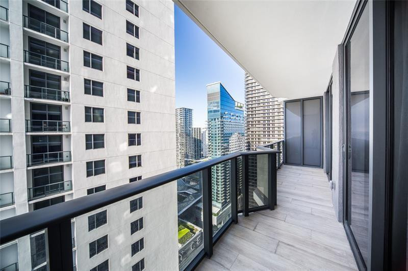 55 Southwest 9th Street, Unit 3509 Miami, FL 33130 - Photo 16 of 35 Photo 16