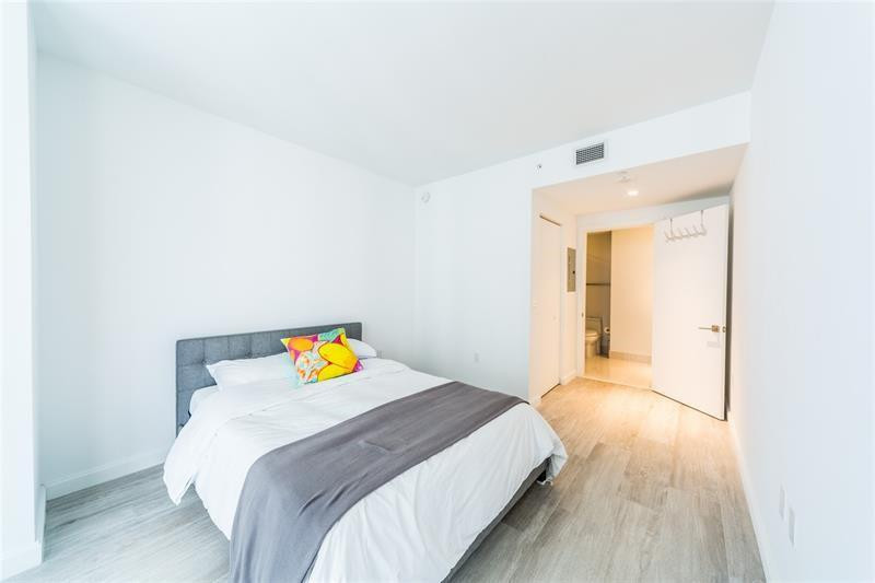 55 Southwest 9th Street, Unit 3509 Miami, FL 33130 - Photo 9 of 35 Photo 9