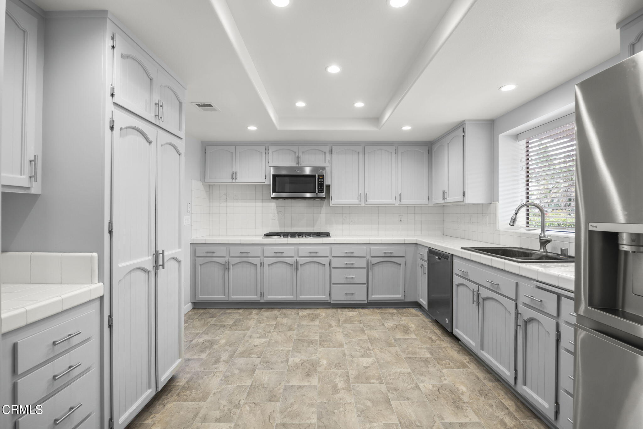 741 Joliet Place Oxnard, CA 93030 - Photo 16 of 51 Kitchen 1 - 741 Joliet Pl.