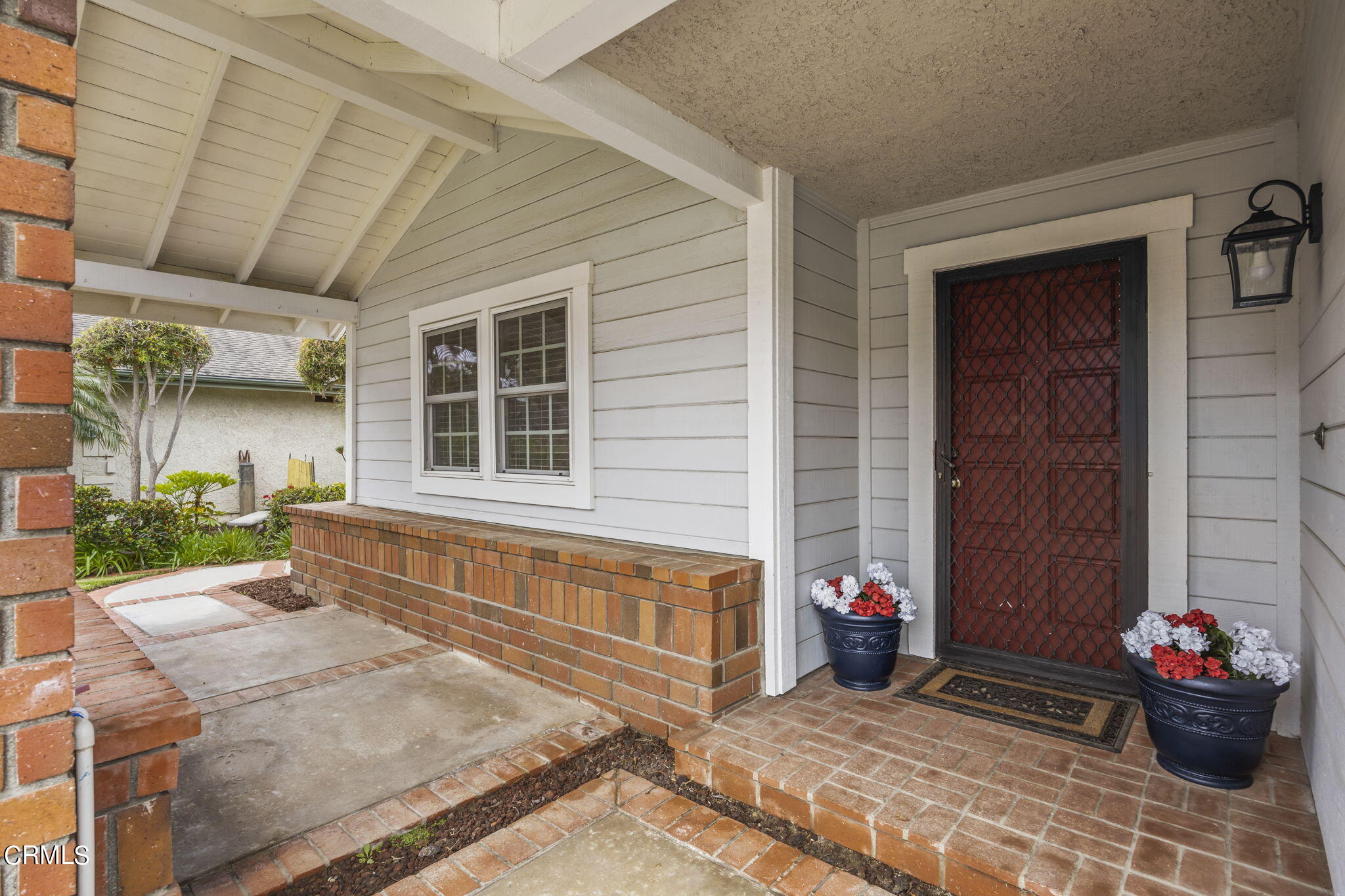 741 Joliet Place Oxnard, CA 93030 - Photo 5 of 51 Front Entry 741 Joliet Pl.