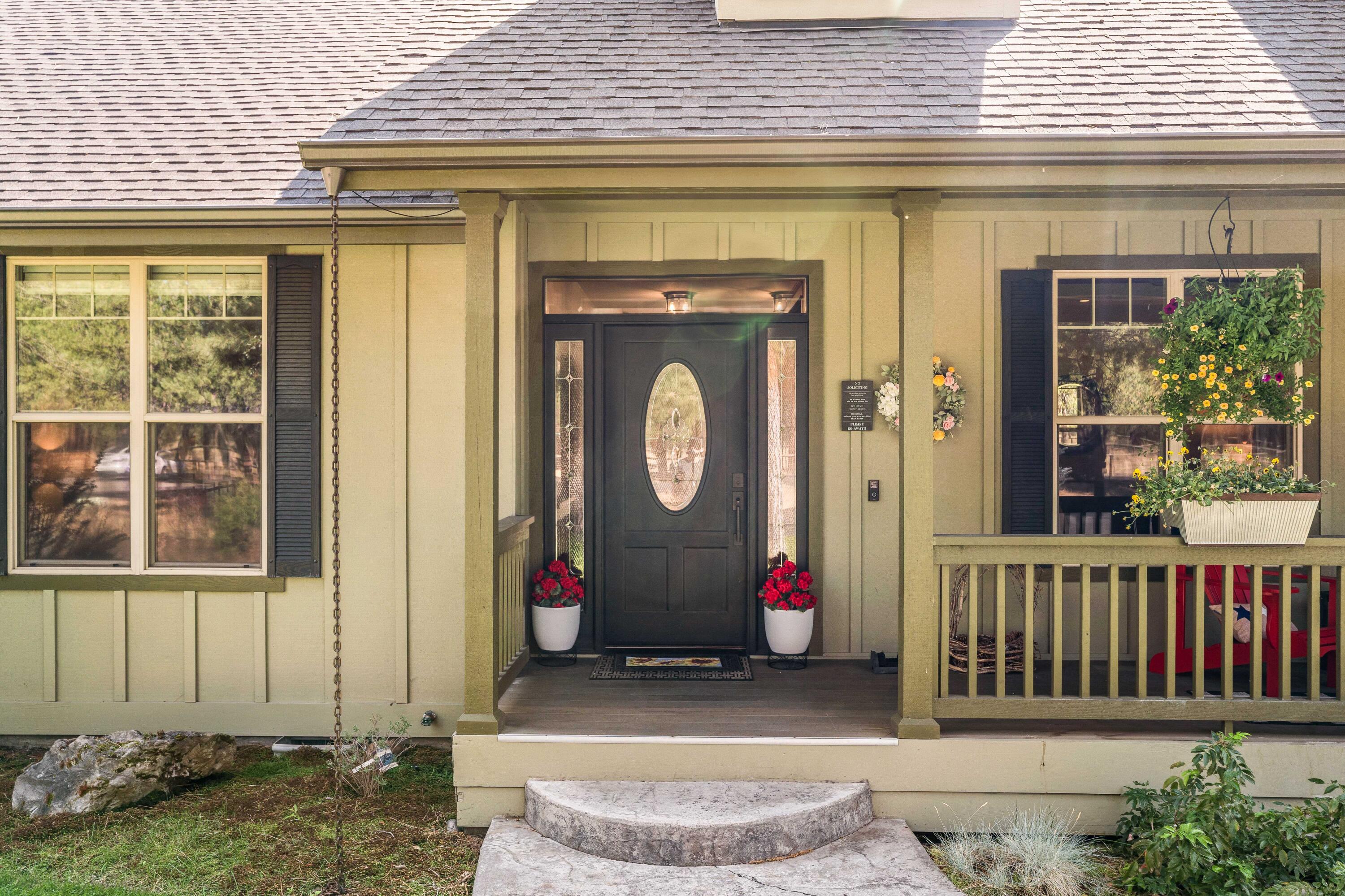 14597 Bluegrass Loop Sisters, OR 97759 - Photo 5 of 62 Gallery Image 5