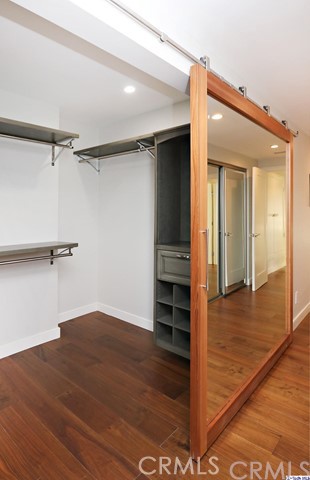 770 Panorama Place Pasadena, CA 91105 - Photo 15 of 35 wooden floor in an empty room