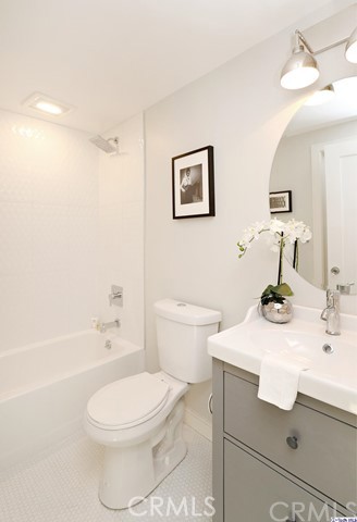 770 Panorama Place Pasadena, CA 91105 - Photo 19 of 35 a bathroom with a sink a toilet and shower