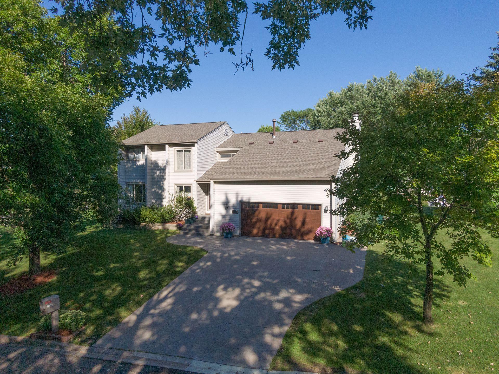 14930 Wellington Road Minnetonka, MN 55391 - Photo 1 of 45 Gallery Image 1