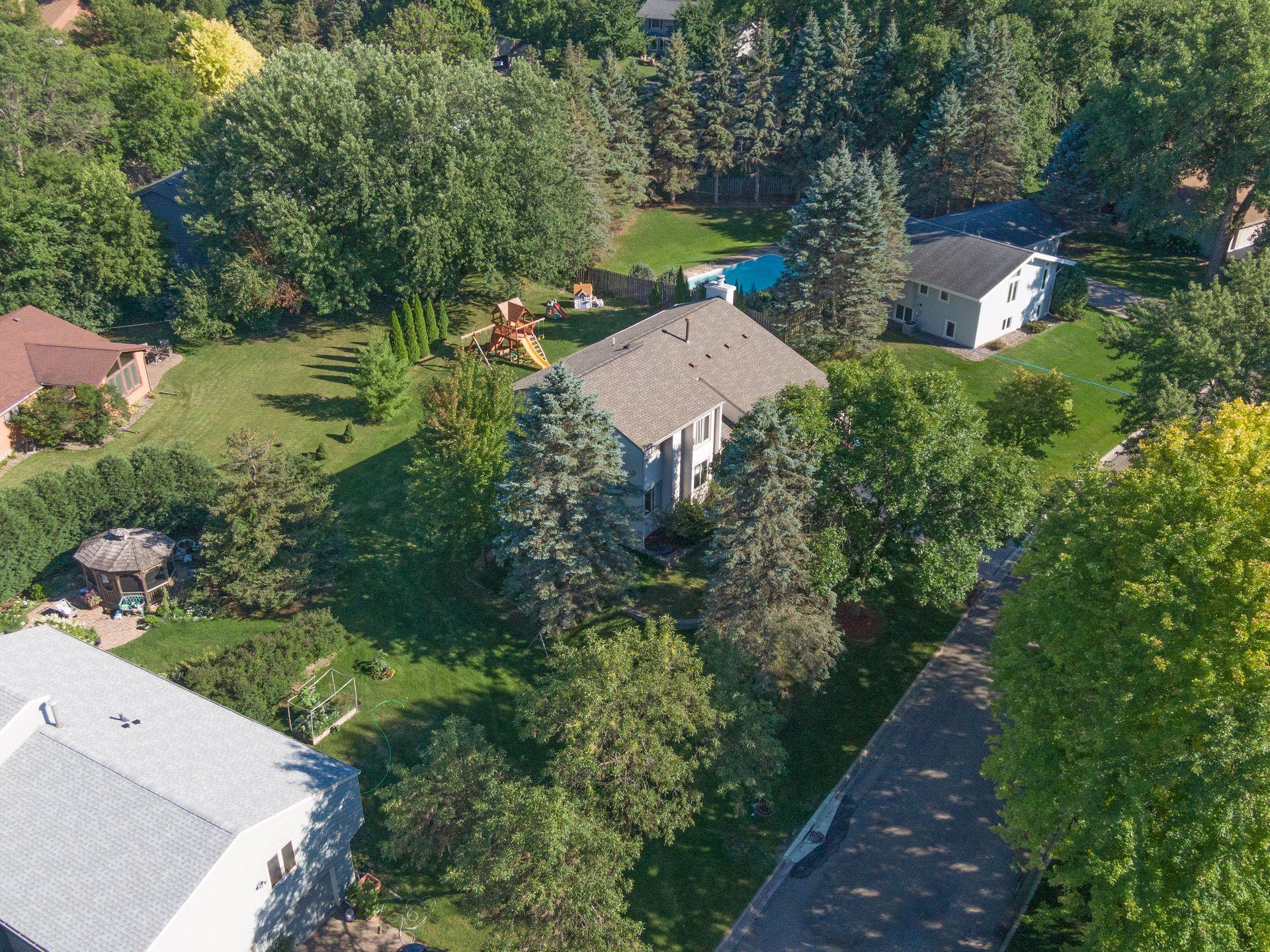 14930 Wellington Road Minnetonka, MN 55391 - Photo 2 of 45 Gallery Image 2