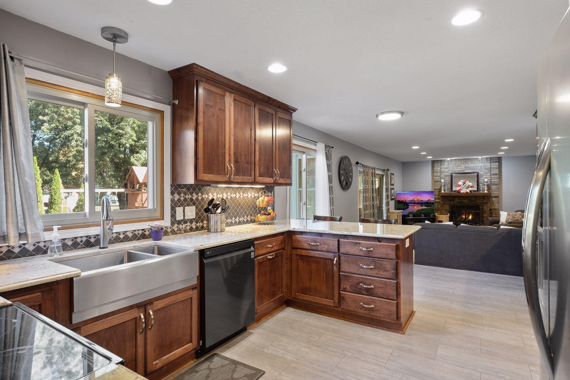 14930 Wellington Road Minnetonka, MN 55391 - Photo 17 of 45 Gallery Image 17