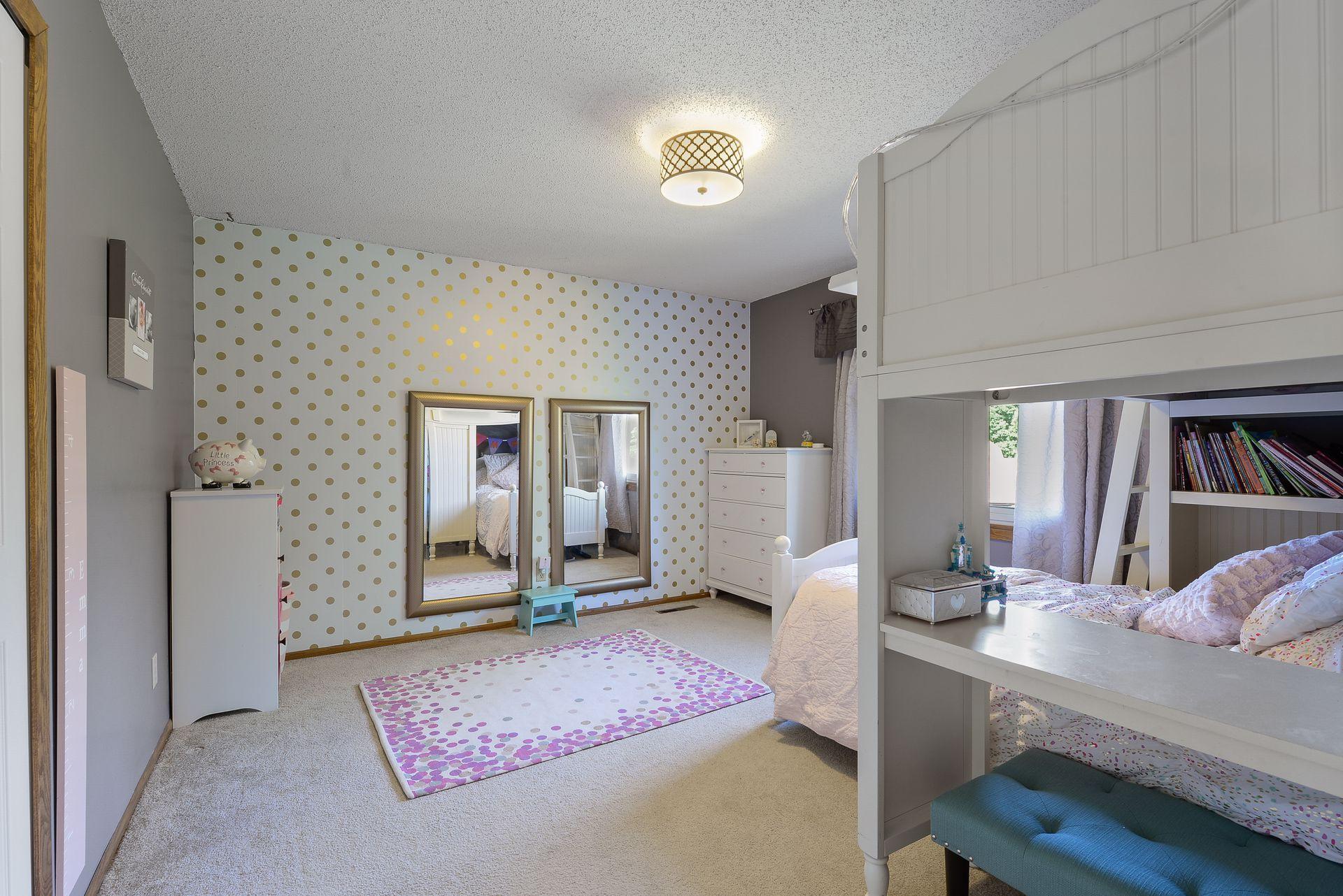 14930 Wellington Road Minnetonka, MN 55391 - Photo 34 of 45 Gallery Image 34