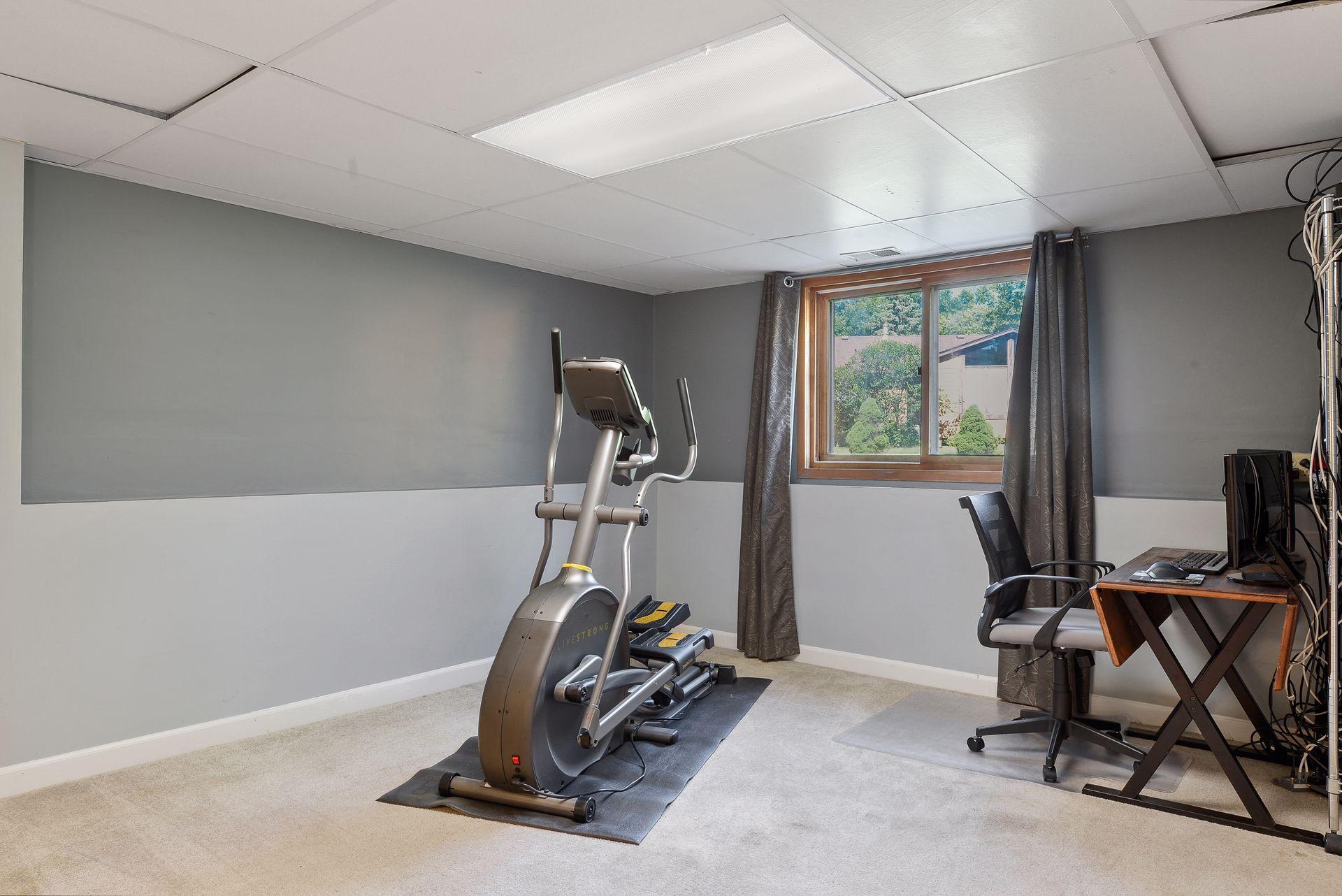 14930 Wellington Road Minnetonka, MN 55391 - Photo 39 of 45 Gallery Image 39