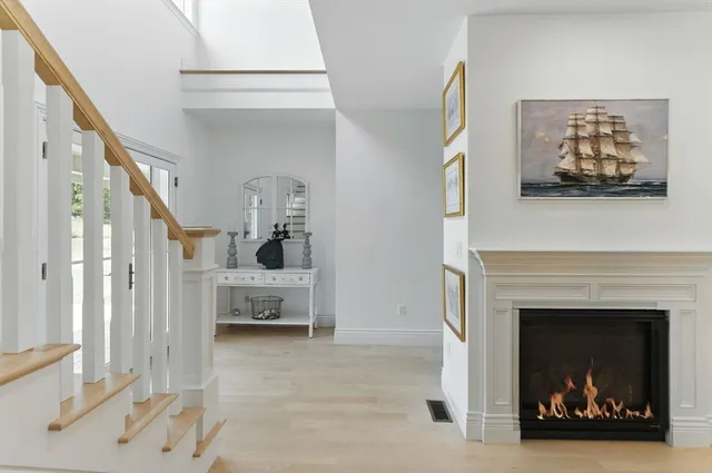 $1,995,000 | 4 Gadsden Lane, Newbury, MA 01951