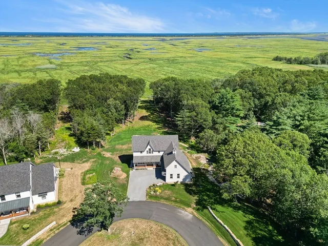 $1,995,000 | 4 Gadsden Lane, Newbury, MA 01951