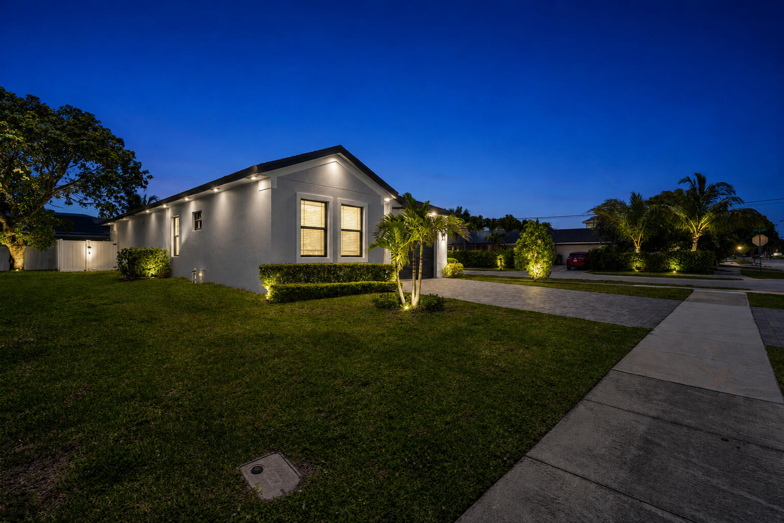 601 Southwest 3rd Street Delray Beach, FL 33444 - Photo 57 of 75 a front view of a house with a yard