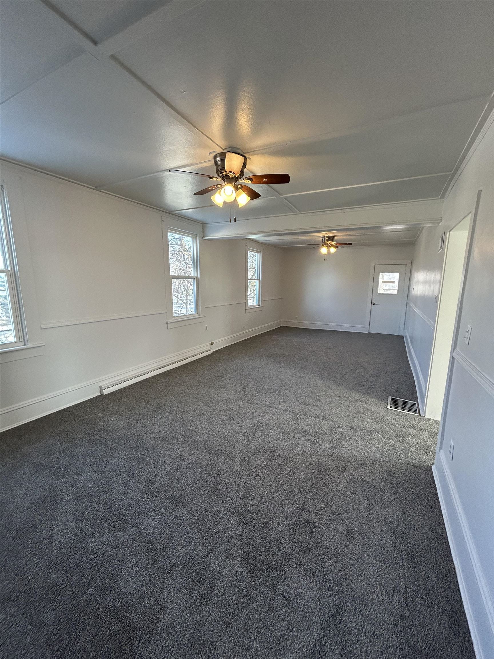 160 South Hickory Street Fond du Lac, WI 54935 - Photo 6 of 21